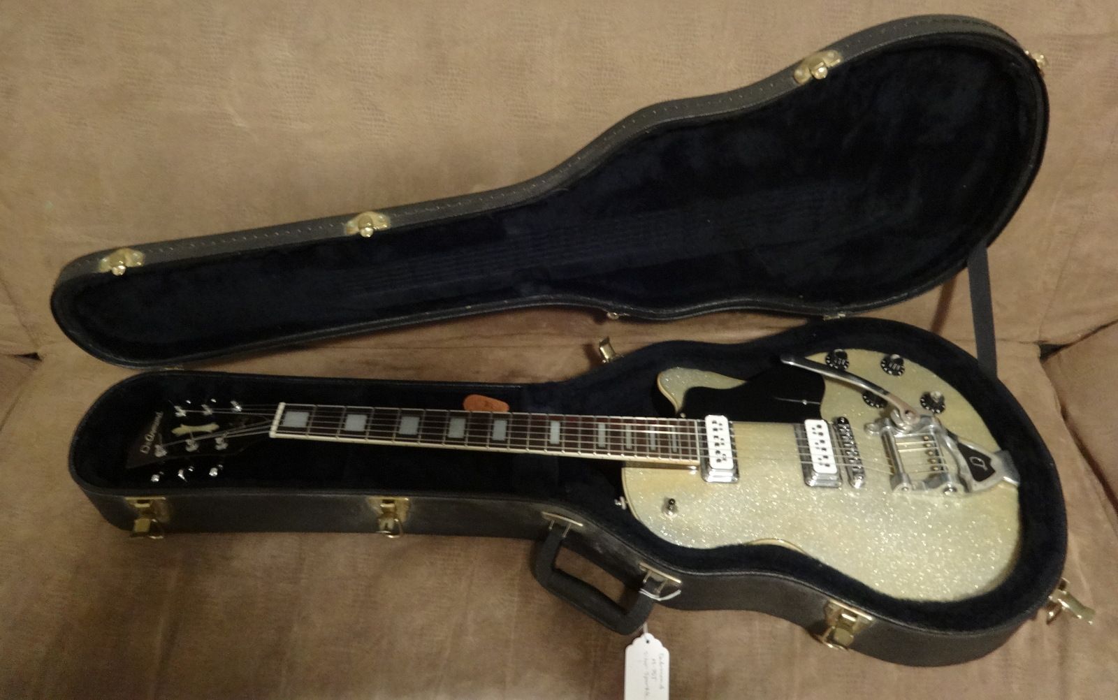 DeArmond by Guild M-75T 